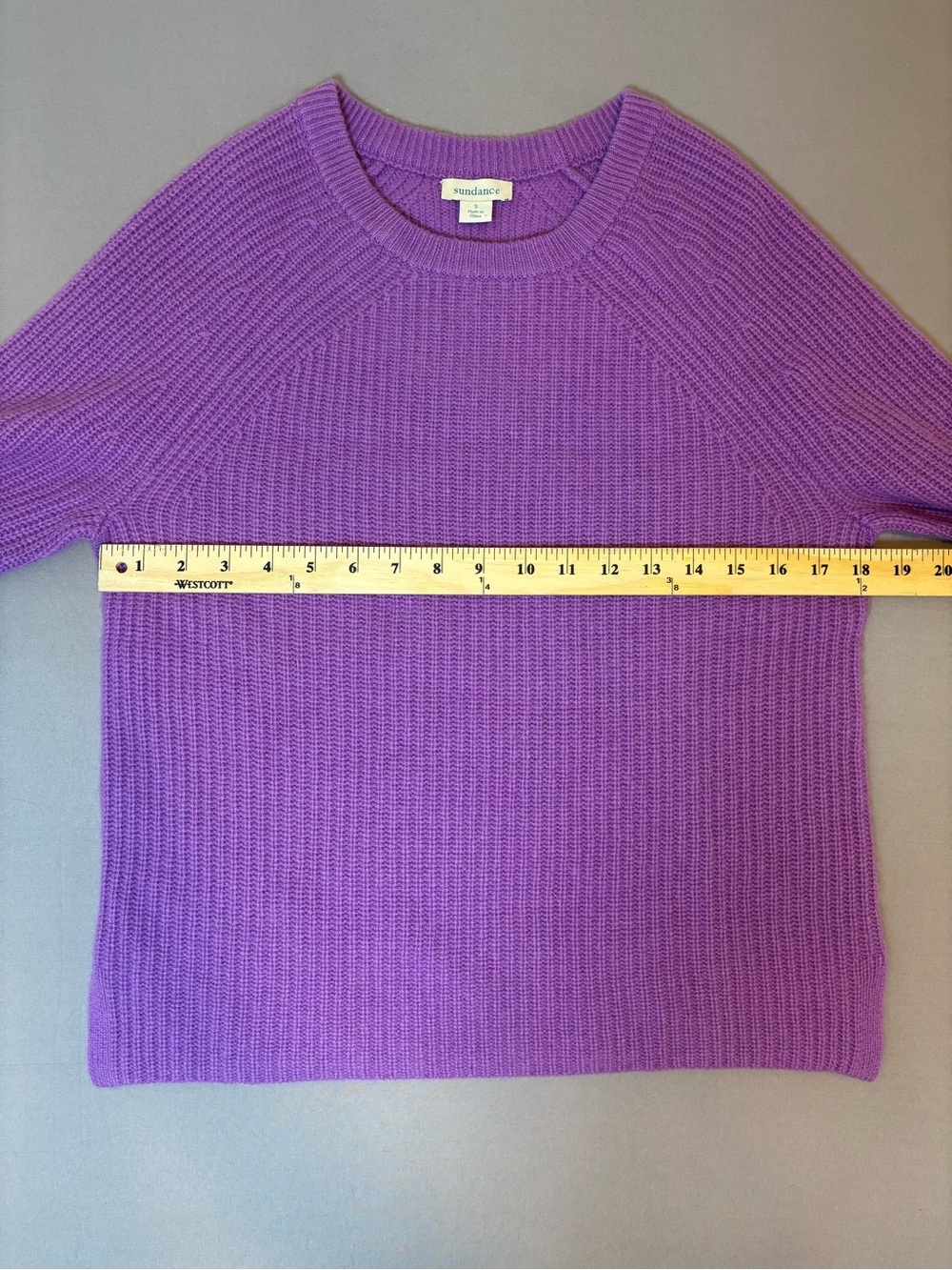 SUNDANCE 100% Cashmere Crew Neck Size Small New Without Tags. - Picture 2 of 6